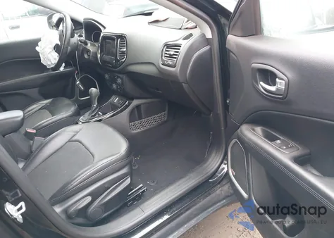 2018 Jeep Compass Altitude Fwd z USA, uszkodzony, nr VIN 3C4NJCBB2JT407793